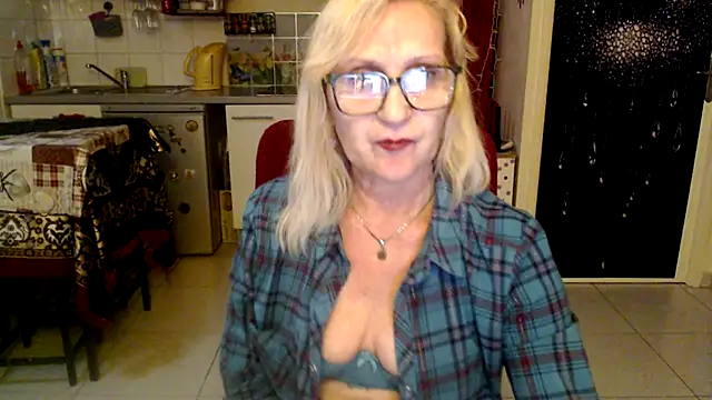 Ala-N-Dala Chat XXX in diretta