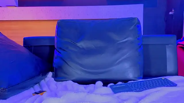 XXX chat uživo modela nova_salvatore