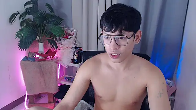 pinkcock_froi2305 Pertunjukan Webcam