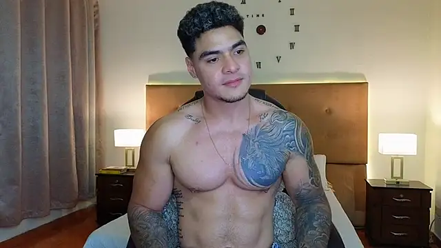 Steven_Velez Adlı Modelin Canlı XXX Sohbeti