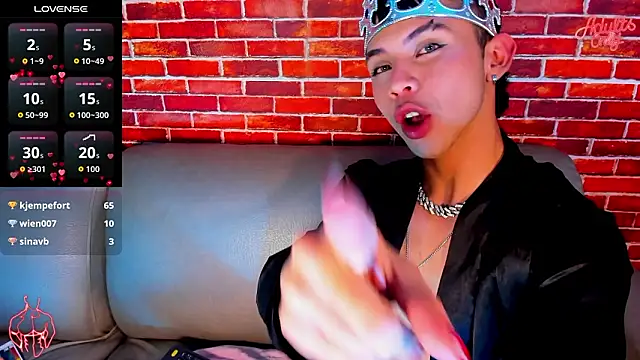 Prince_Apolo élő XXX-chatje