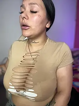 Miia__Taylor Show in webcam