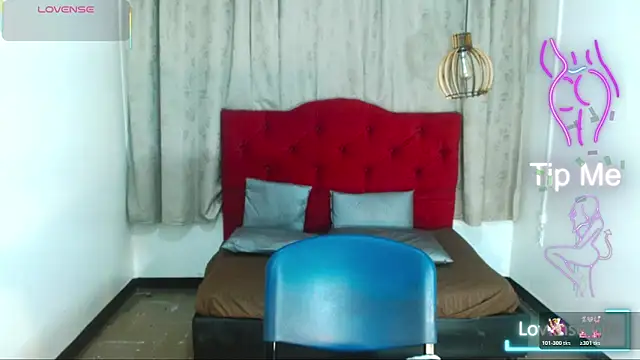 Chat +18 de luisa__torres ao vivo