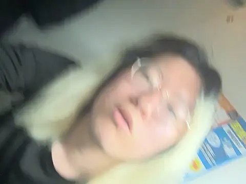 MUIMUICHAN27のウェブカメラショー