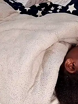 Pokazy przed kamerką – ndivhuwomuleya