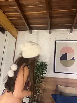 Czat XXX na żywo – MiaKay1