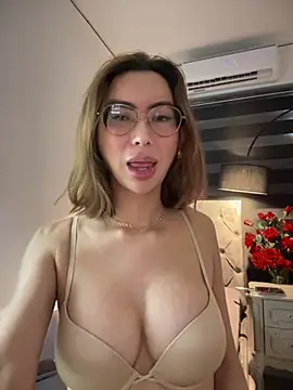 Ivysnow 即時 XXX 聊天