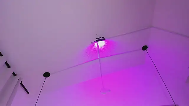 shineevg's Webcam Show