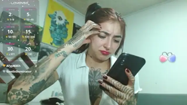 ZoeBakers_ – Live XXX-chat