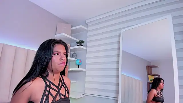 Emmaa_smith1のライブXXXチャット