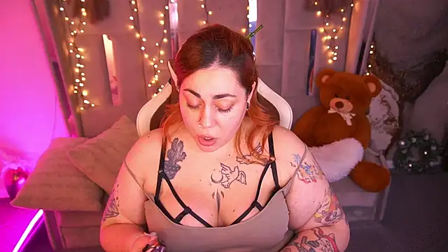 Kittywakee Chat XXX live