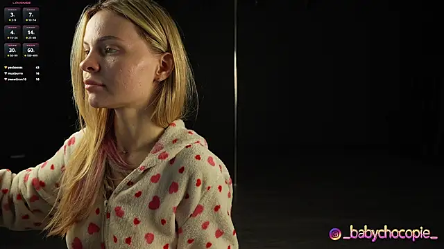 Masha_2002 élő XXX-chatje