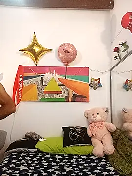 yoahotpetrafiery's Live XXX Chat