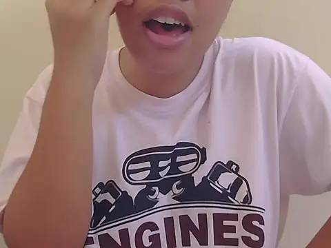 ChubbyButty: онлайн-секс-чат