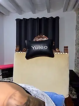 kylie_blck 现场XXX聊天