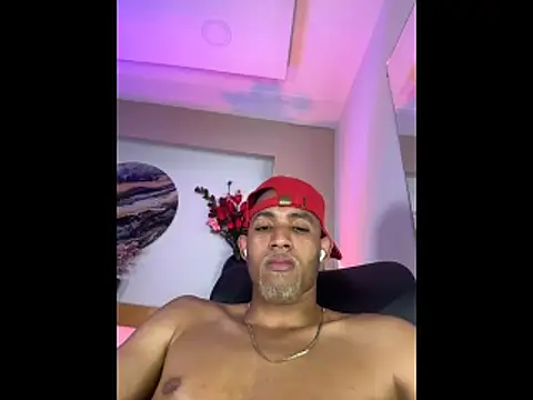 B_Wildn Live XXX chat