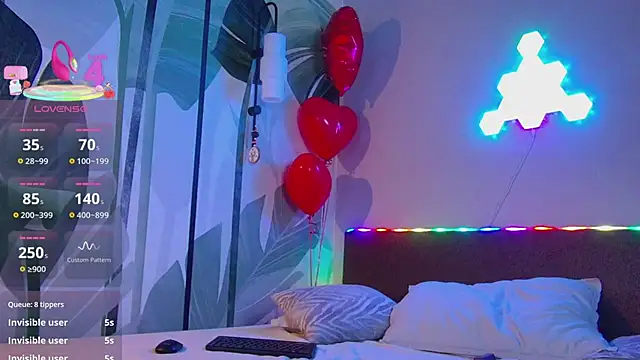 دردشة RubyValen الجنسية المباشرة