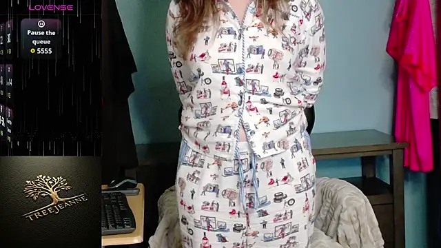 TreeJeanne's Live XXX Chat