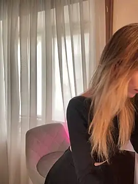 AnesaKis Chat XXX live