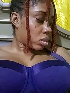 HONEYSWEETS_LIVE élő XXX-chatje