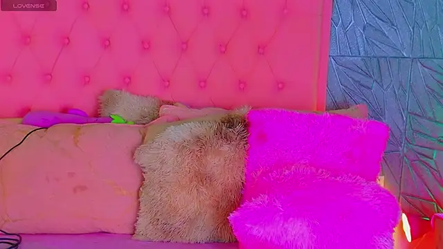 macasweet's Live XXX Chat