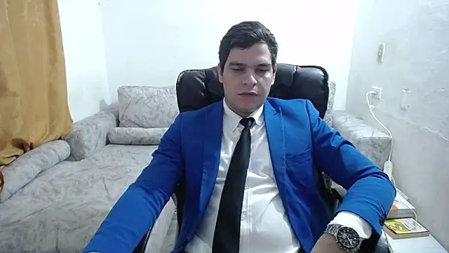 Victor_Maitland: онлайн-секс-чат