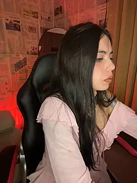 i_am_nina_'s Live XXX Chat