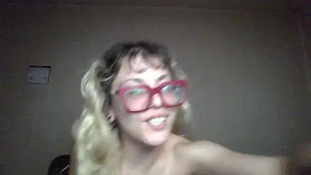 BlondieTami's Live XXX Chat