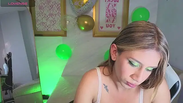 Evy_Luxx_v élő XXX-chatje