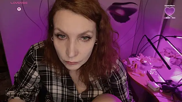 แชท XXX สดของ JohansonKatie