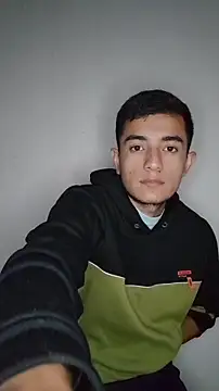 Thick_Cock Adlı Modelin Canlı XXX Sohbeti