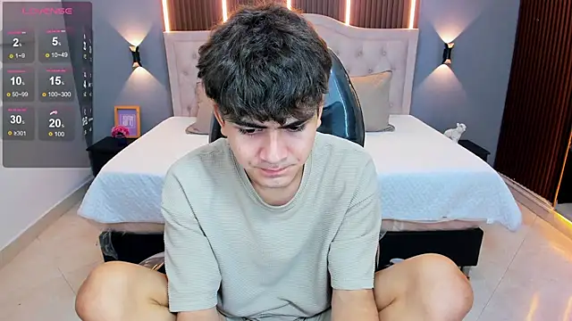 Tommy18__ Live XXX-chat