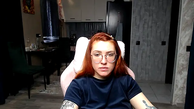 Reginasmilee Live XXX-Chat