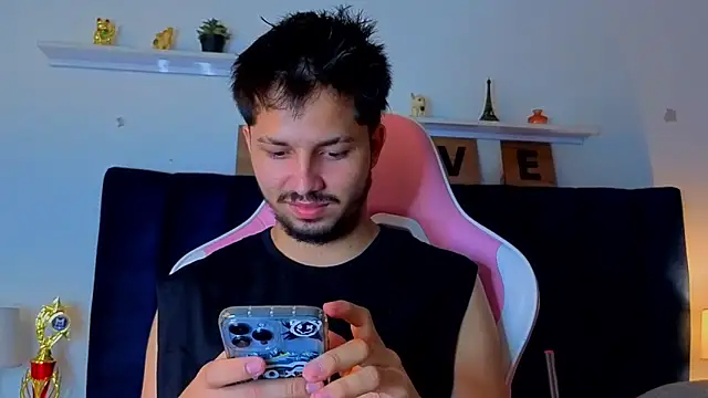 Issac_james_'s Live XXX Chat