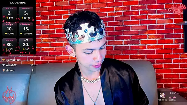 Pokazy przed kamerką – Prince_Apolo