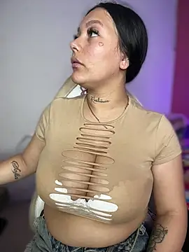 Miia__Taylor 即時 XXX 聊天