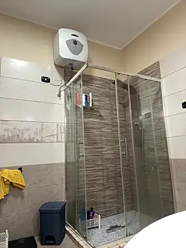 Gionnytav Webcam show