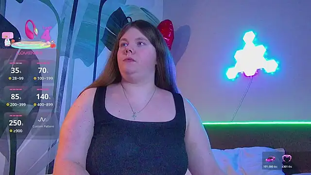 Chat +18 de RubyValen ao vivo