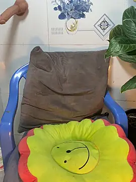 Nabi_squirt's Webcam Show