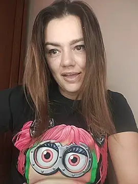 KrissSexi Adlı Modelin Canlı XXX Sohbeti