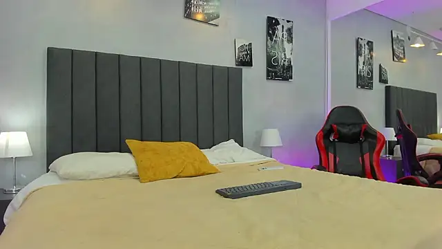 Вебкам-шоу Raphael_Nyon