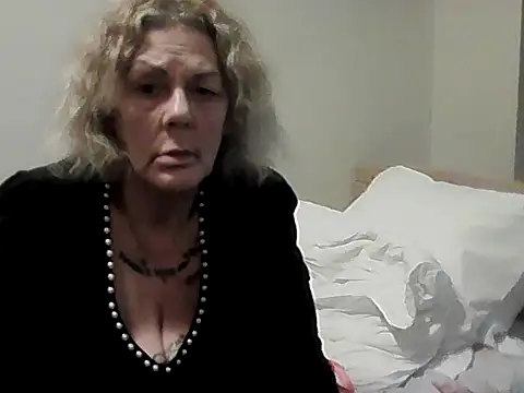 Latex_shantie Live XXX-chat