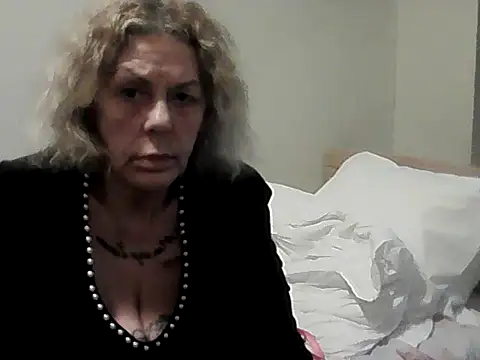 Latex_shantie Live XXX Chat