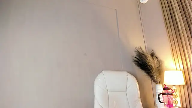 MiaSmit_ Live XXX Chat