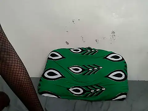 XXX chat uživo modela Rasta_tattooed