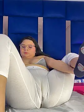 Онлайн чат XXX alice_love052