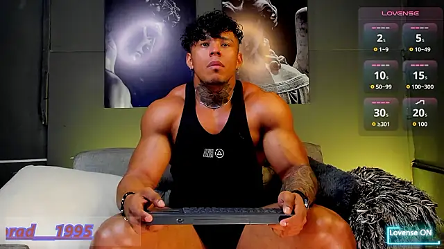 bradley_smith Adlı Modelin Web Kamerası Şovu