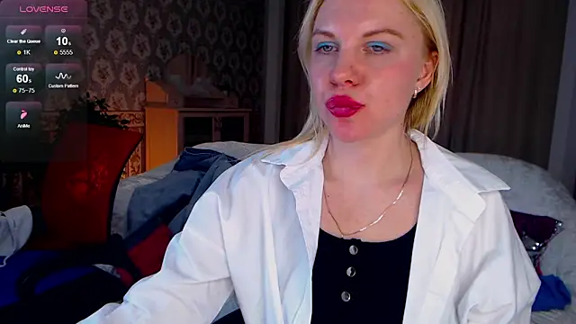 Živý XXX chat LiSinDoll