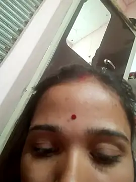 Deepjakolirr 即時 XXX 聊天