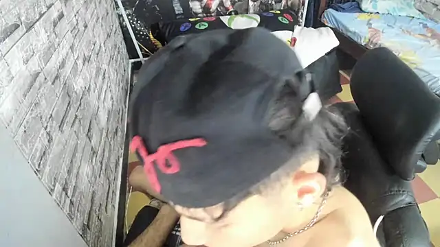 wex_077 – Live XXX-chat